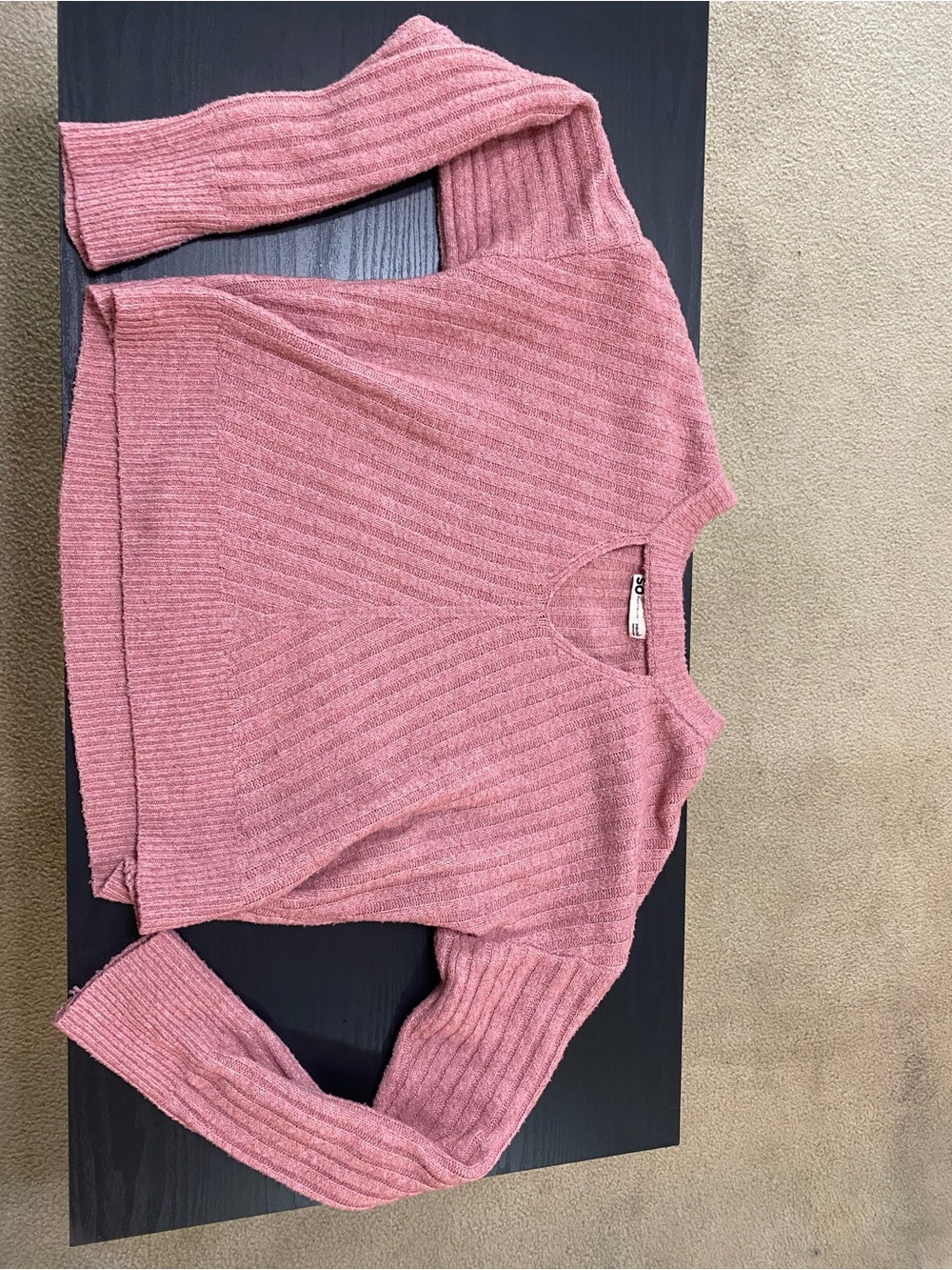 SO Ribbed V-Neck Sweater in Dusty Rose